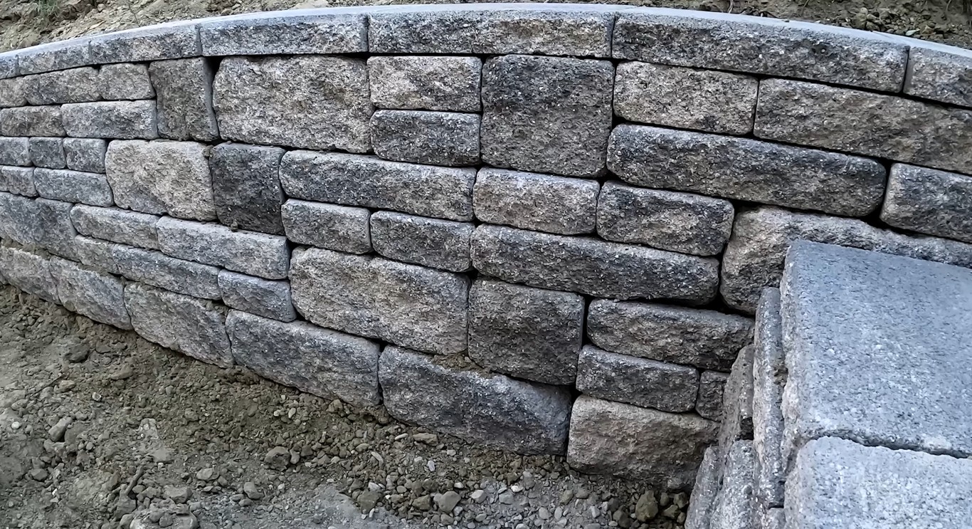 Retaining Wall Design & Installation by professional masonry contractors in Hialeah, FL